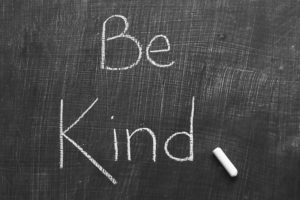 Be kind written on chalkboard